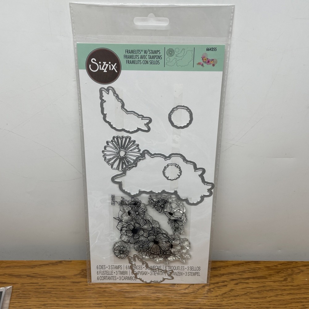 Sizzix Lot Of 13 Embossing Folders, Stamps, Dies Framelits, Thinlits, 3-D