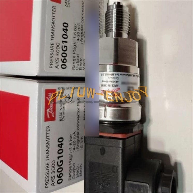 1PCS NEW Danfoss pressure transmitter AKS3000 060G1040