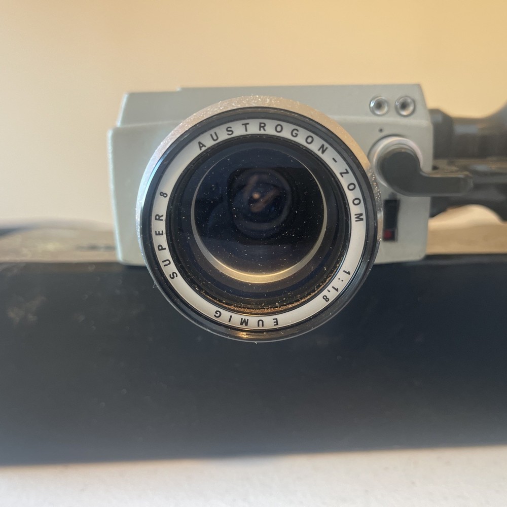 Vintage ￼eumig Super 8 ￼made In Austria