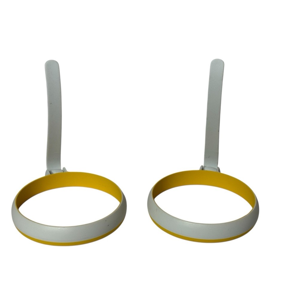 Williams Sonoma 2 Silicone Non-Stick Round Egg & Pancake Rings With Handle