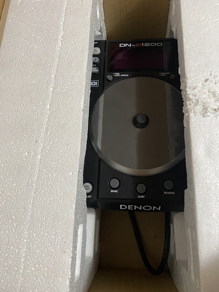 Denon Mixer & Turntable