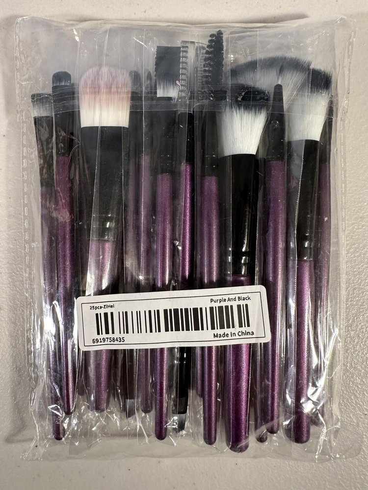 25 Pack Purple & Black Make-up Brushes & Accessories