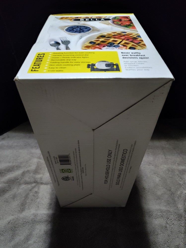 Bella 13991 Rotating Waffle Maker