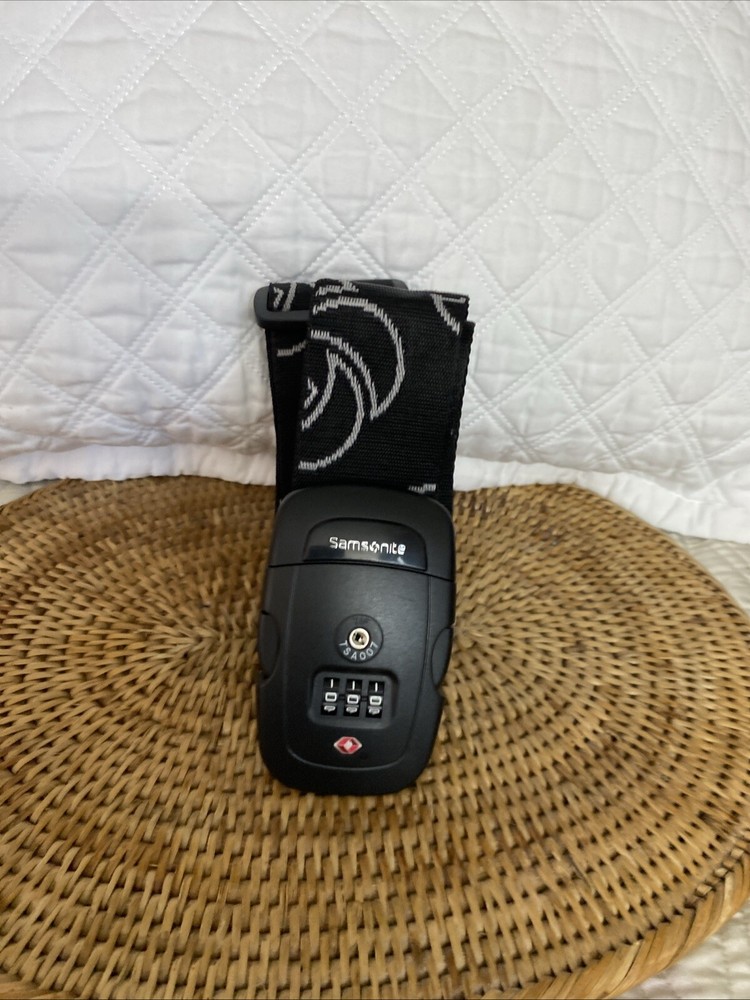 Samsonite Luggage Strap Generic Passcode Is 0-0-0 Store Display Open Box