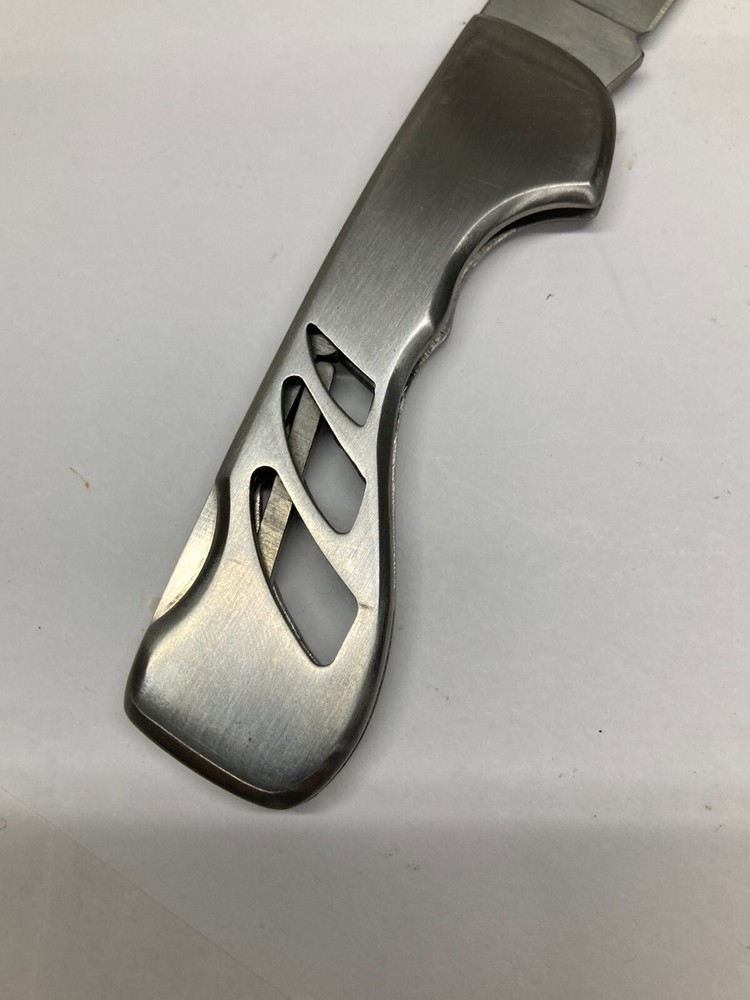 Master Silver Folder w/Plain Blade, Clip, Lockback YD-8009