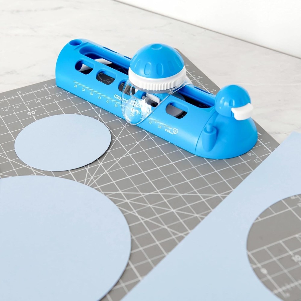Circle Cutter by Creative Memories - Blue