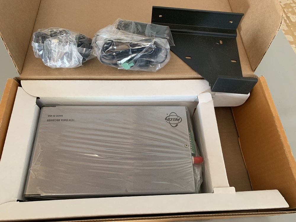 Pelco FR8101AMSTR 1-Ch Data Fiber Receiver