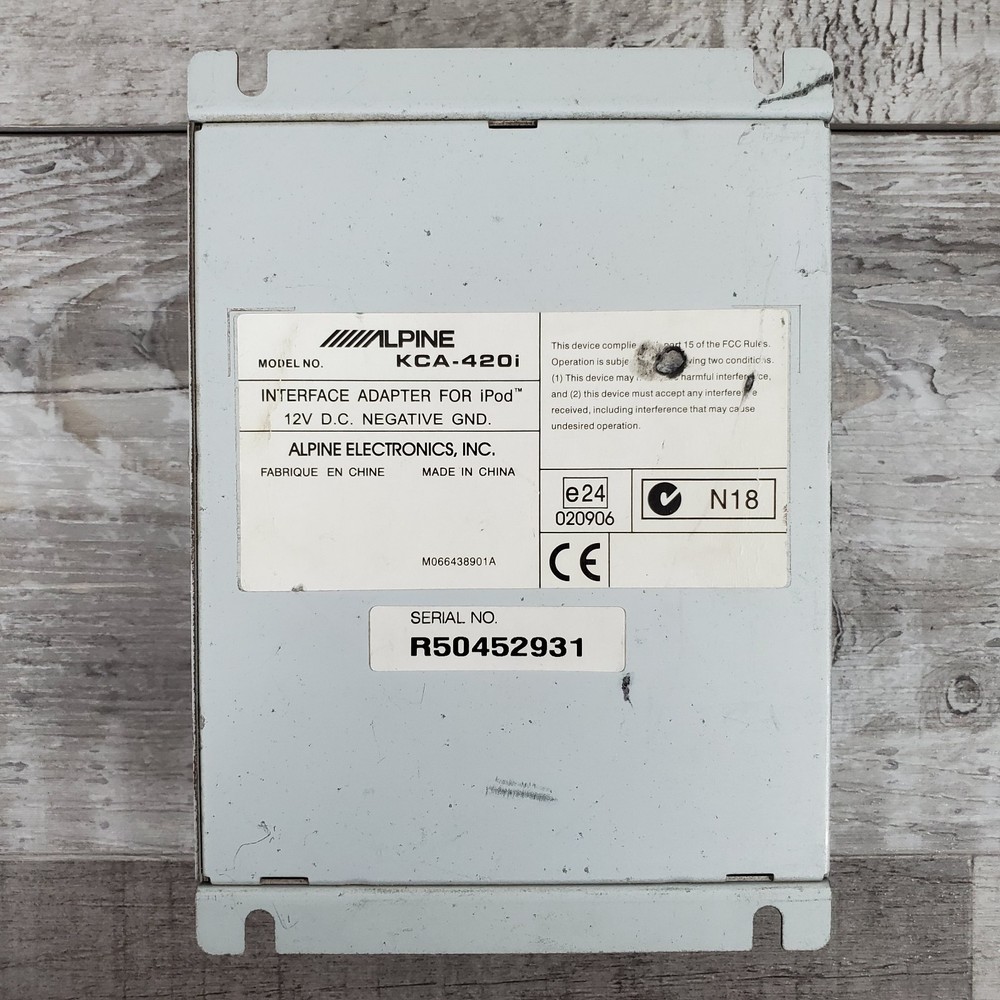 Alpine KCA-420i Interface Adapter & Cable for iPod