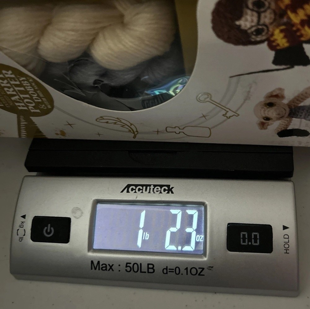 Harry Potter Crochet Kit - W/ Wand Hook & Instruct Booklet, New, Open Box