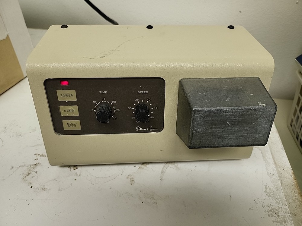 Spirit amalgamator model SM 001111 Mutli Speed.  Works Great