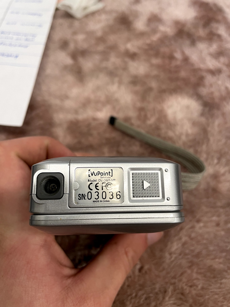VuPoint Solutions Portable Media Player DV-DM1-VP