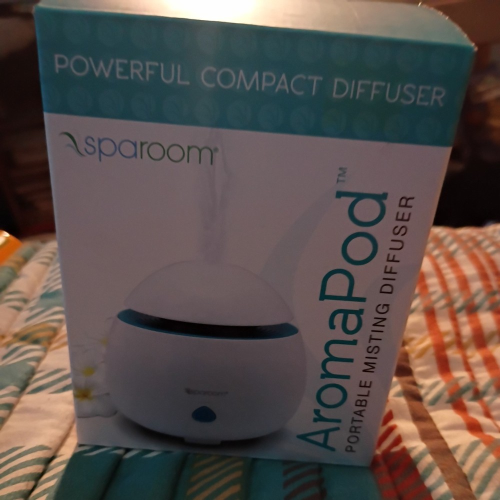 Sparoom Aromapod Misting Diffuser with Auto Safety Shut-Off Feature