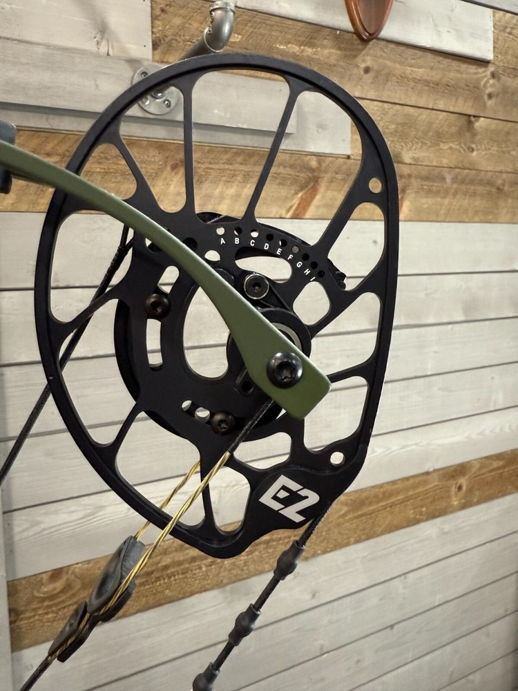 PSE Fortis 30 E2 RH 70# Green