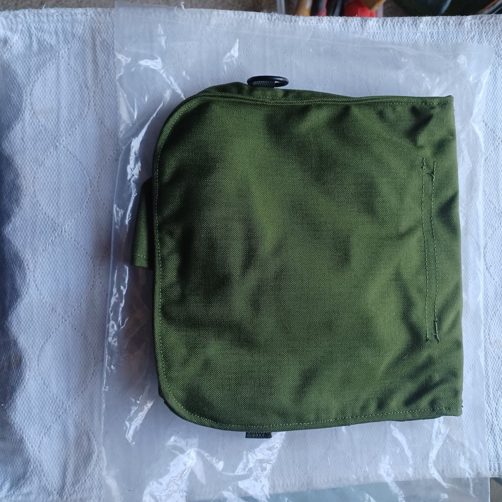 USGI M40 Protective Mask Carrier New