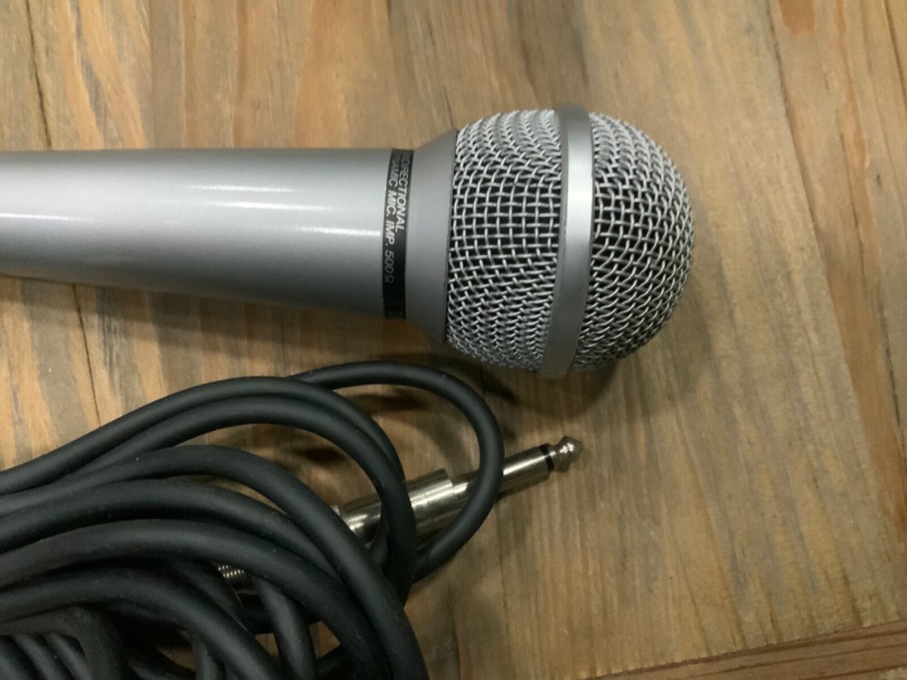 VINTAGE DM100D DYNAMIC MICROPHONE >> THE SINGING MACHINE