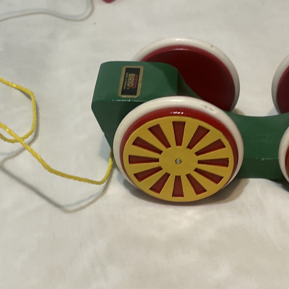 Brio Wood Pull Toy Wagon Made in Sweden Old Style Pull w/Tag