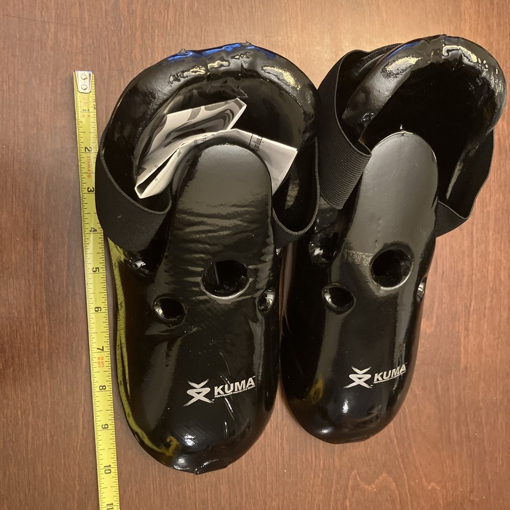 Kuma Medium Foot Martial Arts Sparing Gear.  See Description.