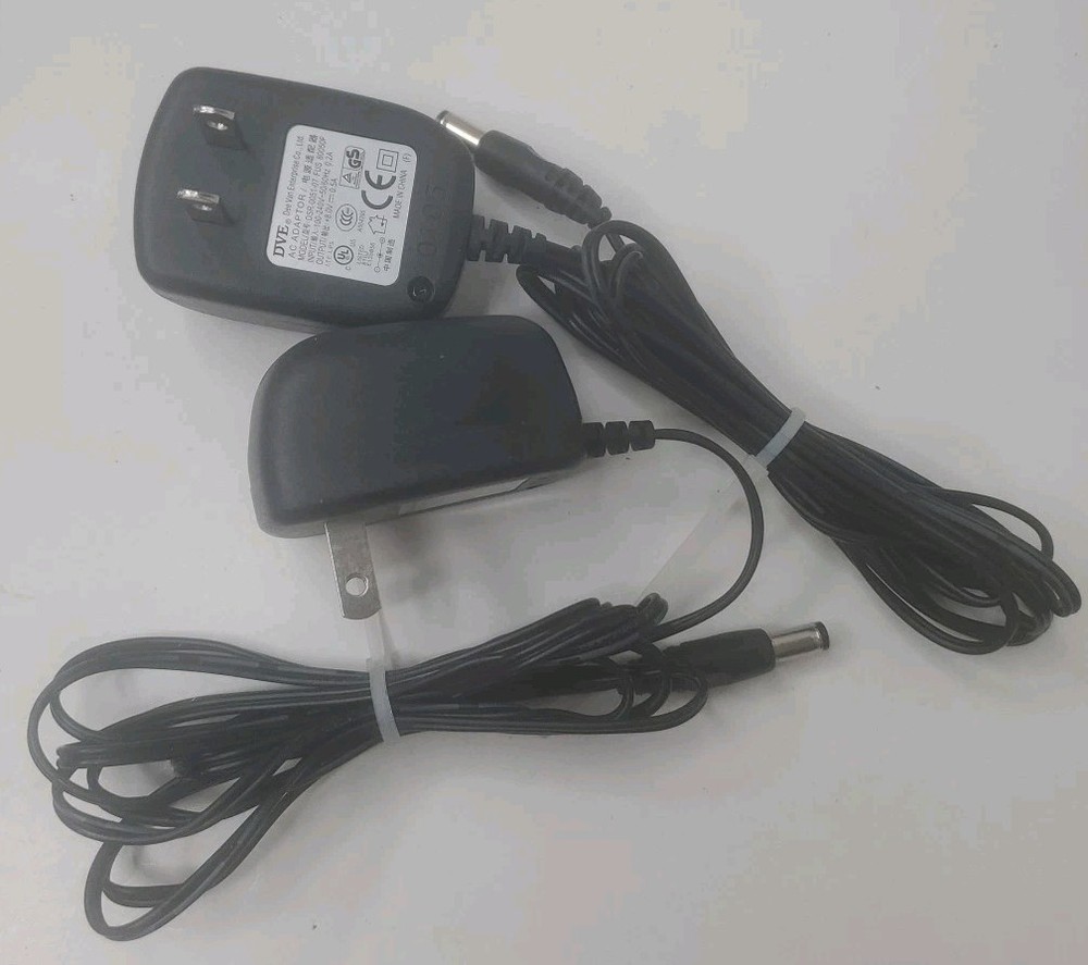 Leadsinger LS-2100 Karaoke Microphone & Book