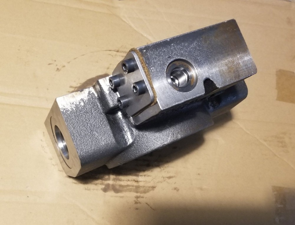 End cap, Sauer Danfoss Series 45 K-frame pump 11056037
