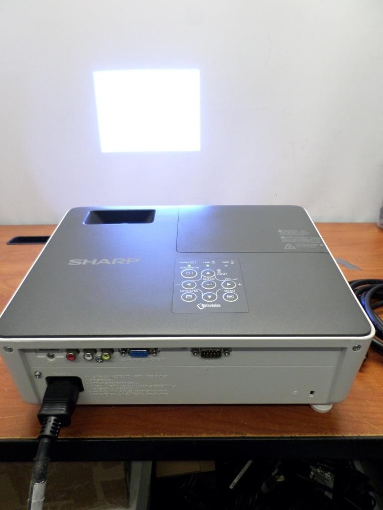 Sharp PG-LX2000 XGA Conference Room Projector
