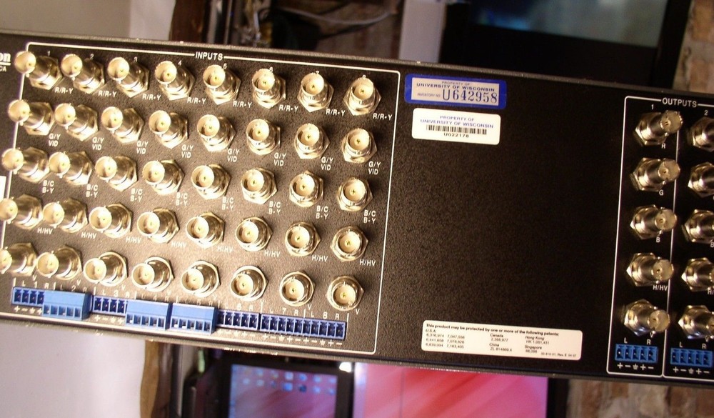 Integration Scaling Matrix ISM 482 Extron
