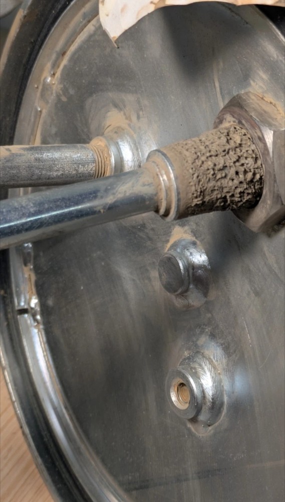 BINKS PAINT SPRAY PRESSURE POT TANK