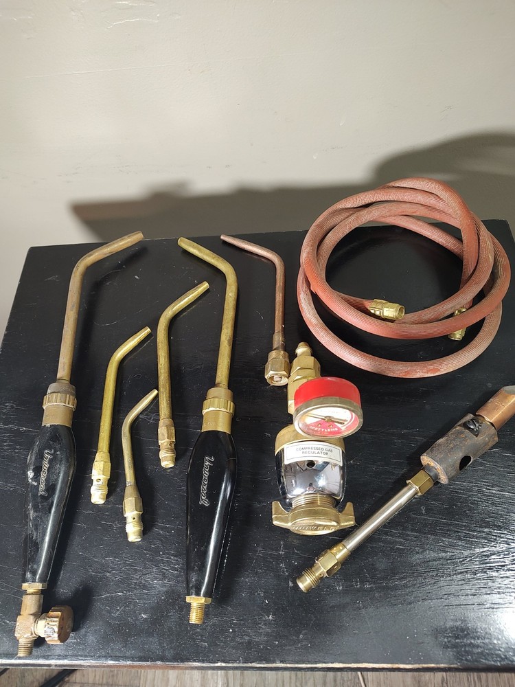 Uniweld Oxygen/Acetylene Torch Tips And Accessories Lot