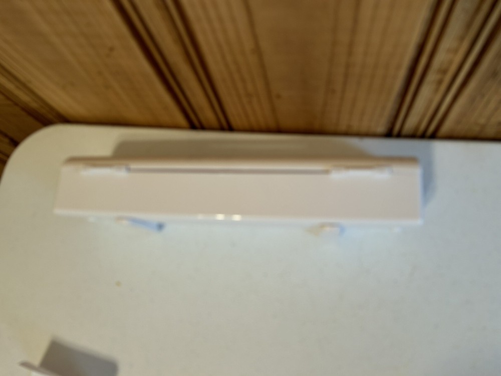 WRAPTASTIC Plastic Wrap Dispenser Pull, Press- As Seen on TV unused F1