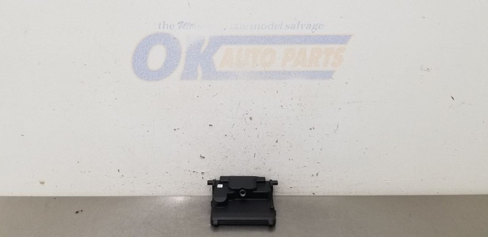 22 FORD MUSTANG FRONT VIEW WINDSHIELD MOUNTED CAMERA MR3T19H406CF