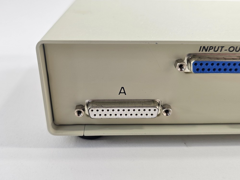 BusinessLand Manual DB-25 A/B Data Switch Box - Parallel Port Selector - Tested