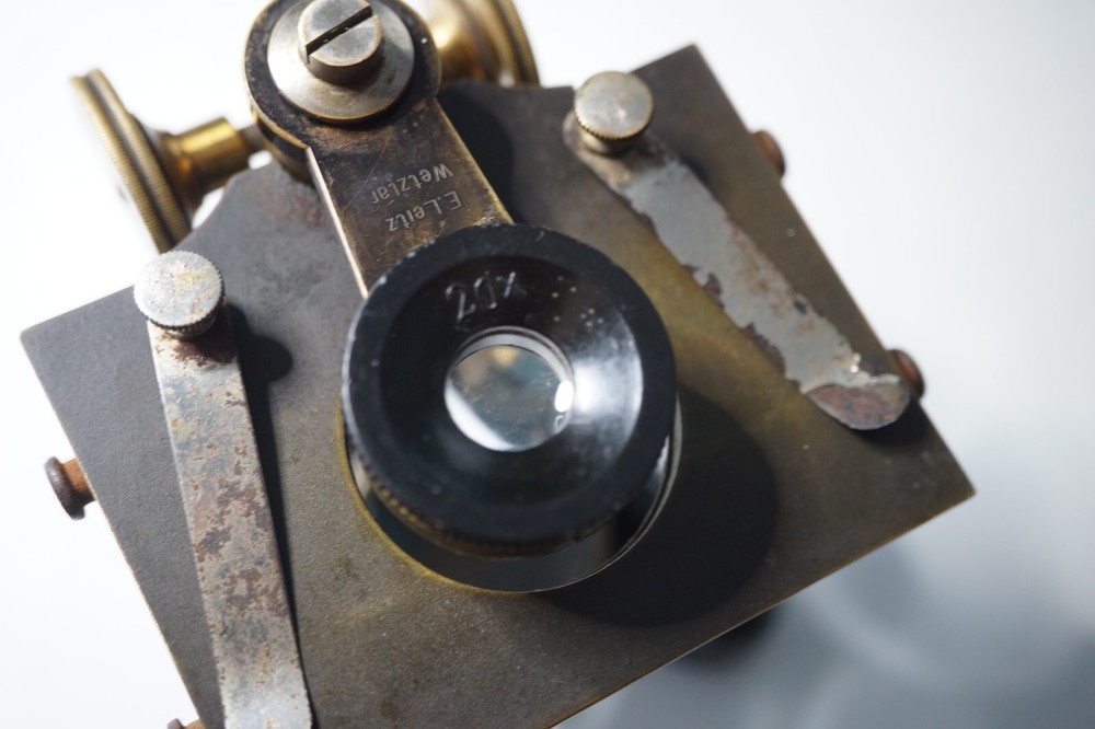 ANTIQUE E.LEITZ (LEICA) LOUPE MAGNIFIER 20X,?