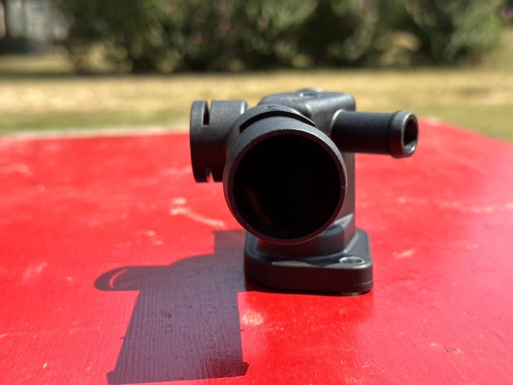 Coolant Outlet Flange Motorad CH7100