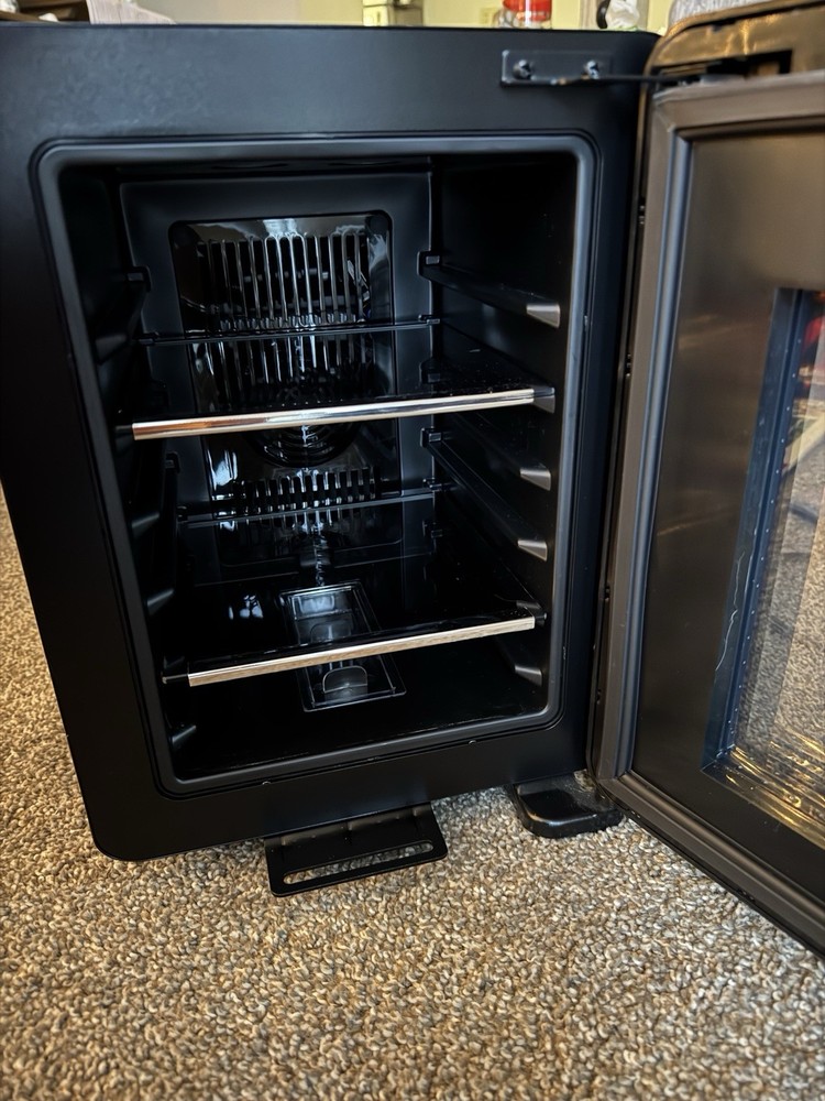 Lockable Mini-Fridge (Terpkooler) - Hardly Used