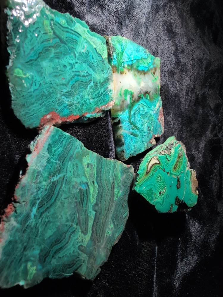 Chrysocolla Arizona Rough 251 Grams