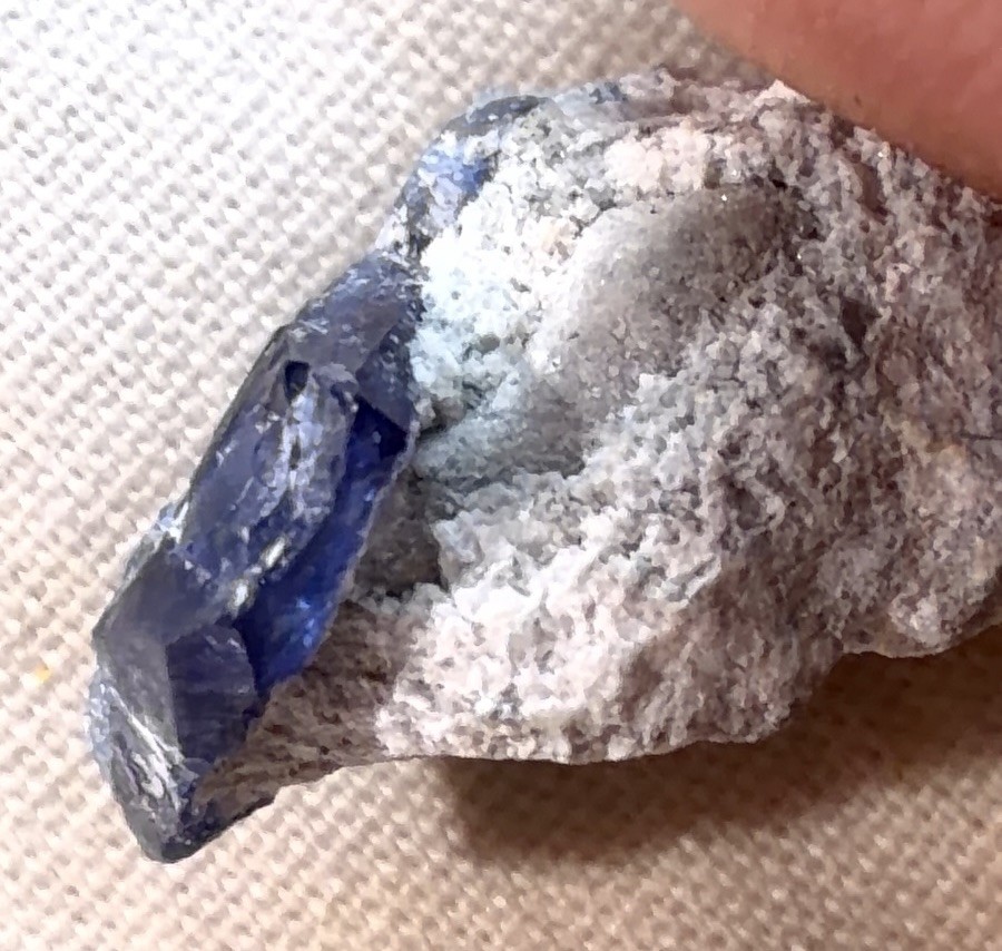 Benitoite Gem Quality 👀