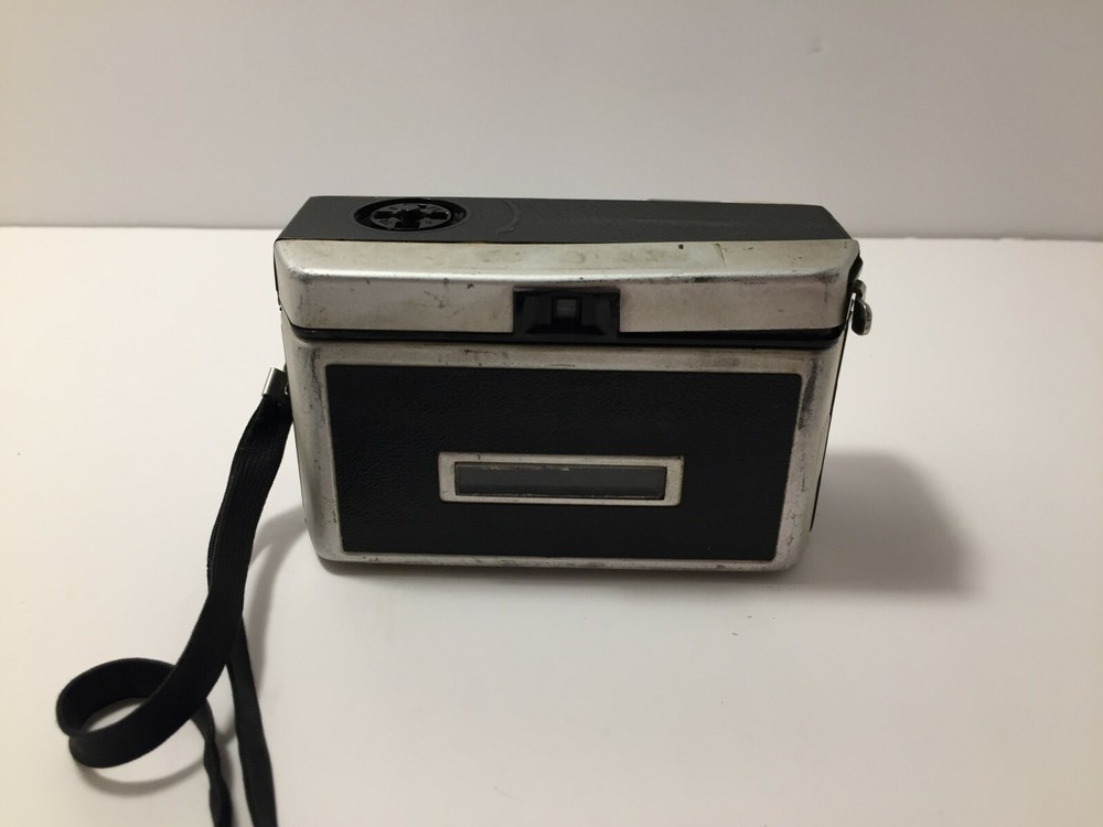 Kodak Instamatic 104 Camera Untested 1960's Vintage
