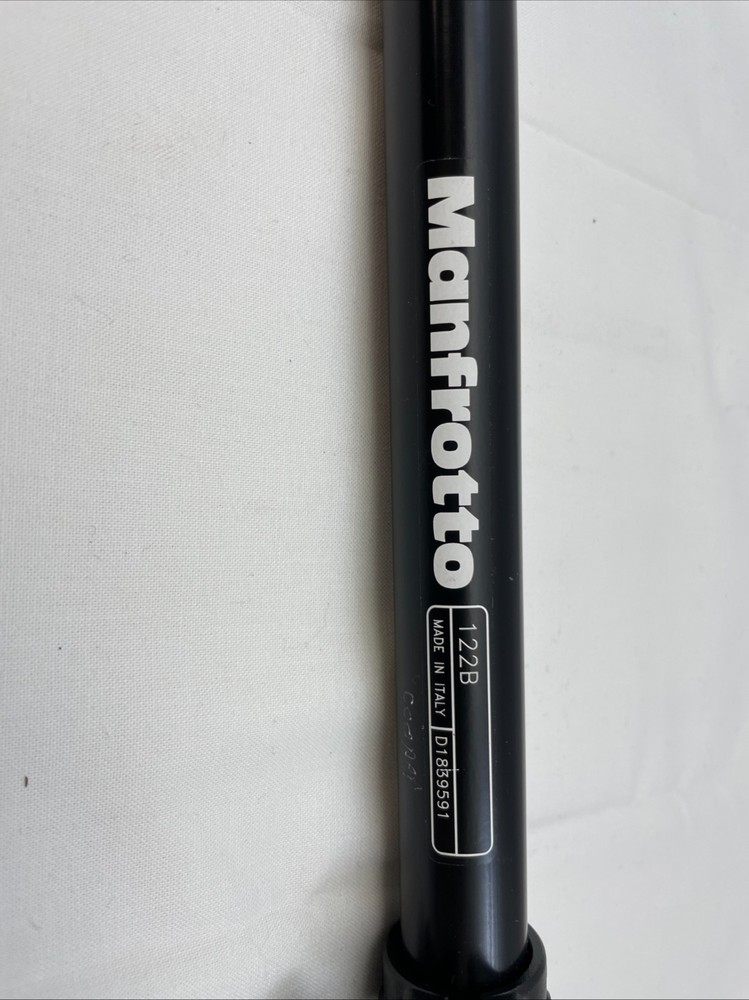 Manfrotto 122B Adjustable Pole for Back Light Stand