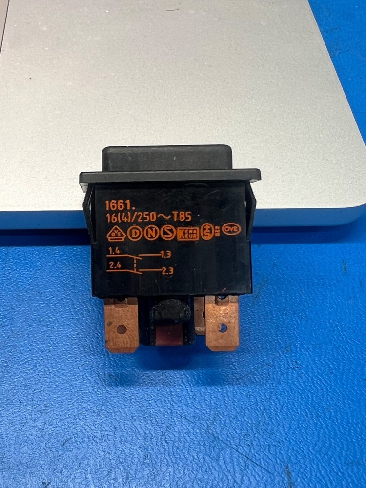 MARQUARDT 1661  PUSHBUTTON SWITCH SAME DAY SHIPPING