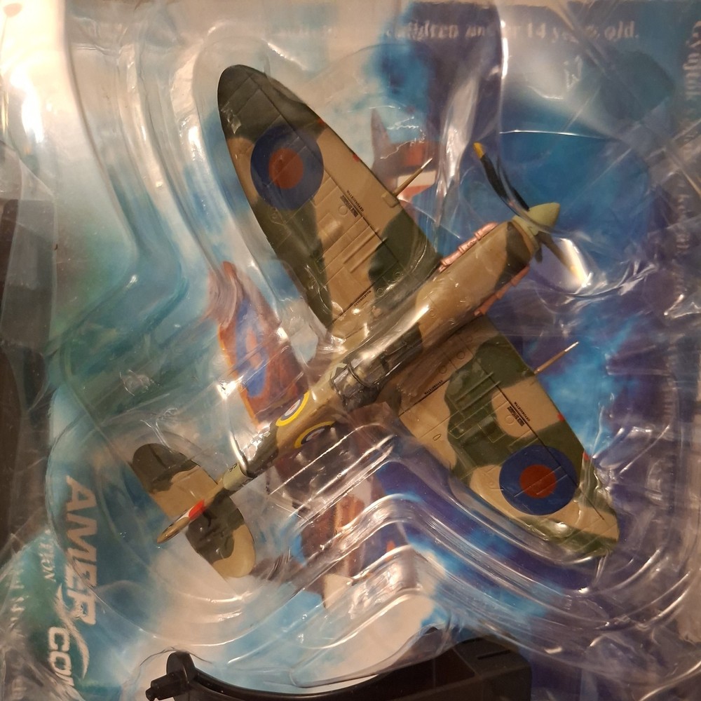 Amercom Supermarine Spitfire MK Vb 616 Squadron (1941) 1.72 Scale ()3)