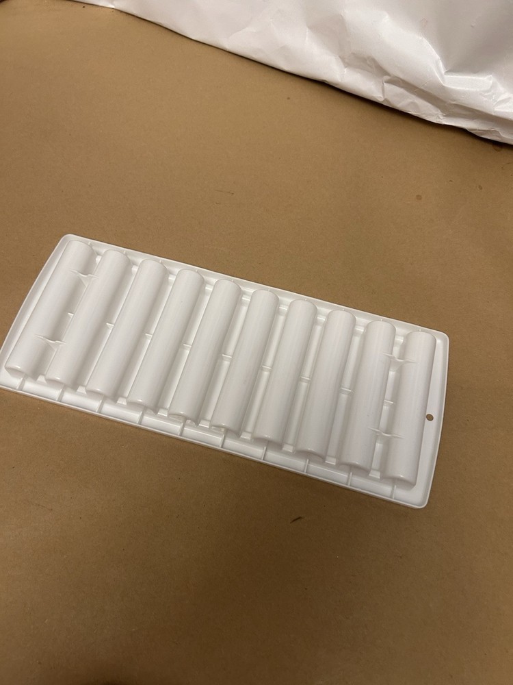 VTG white plastic ice cube tray long round ice cubes