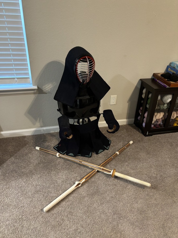 Full Set Kendo Armor with Stand - Size Large
