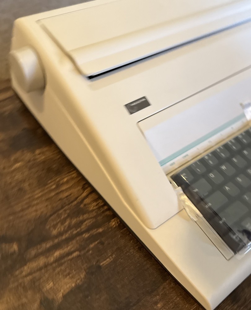 Nakajima WPT-150 Portable Electronic Word Processing Typewriter Tested Working
