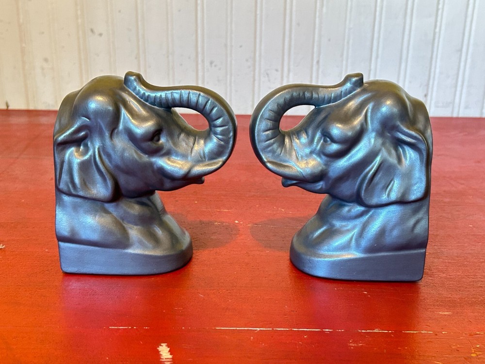 Ceramic Trunks Up Gray Elephant Head Bookends 1981
