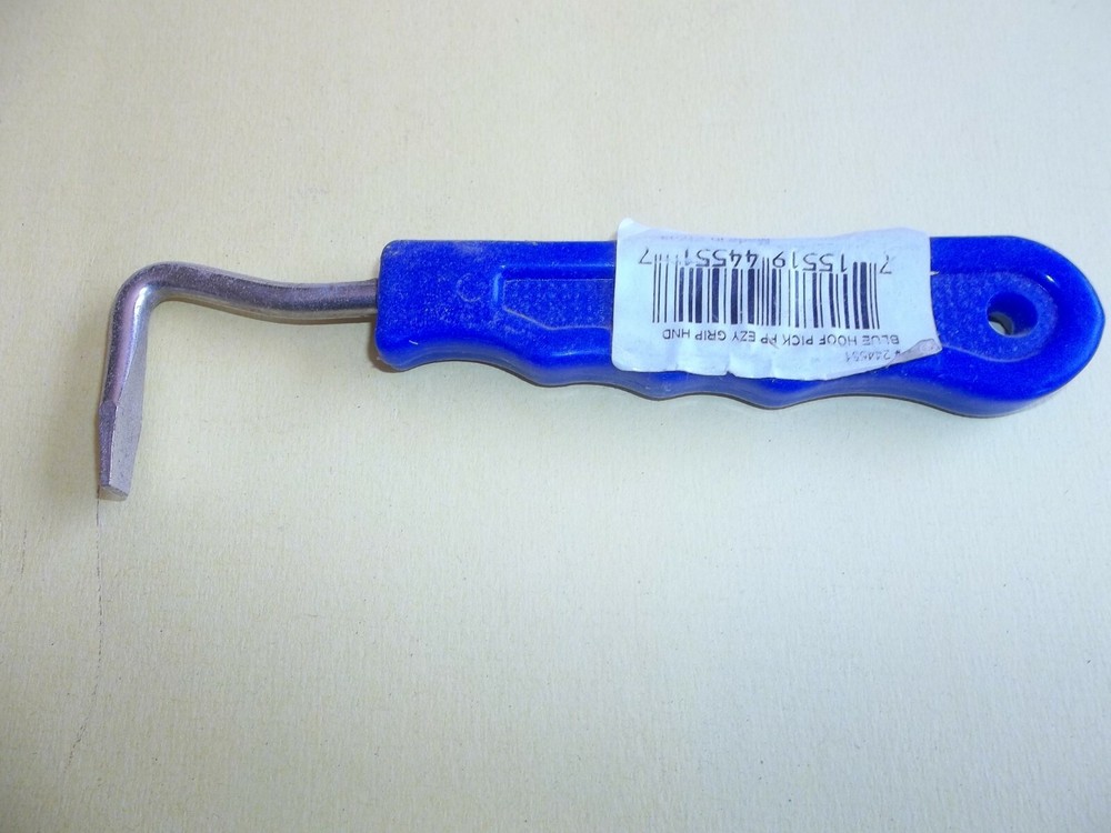 HOOF PICK FOR HORSES