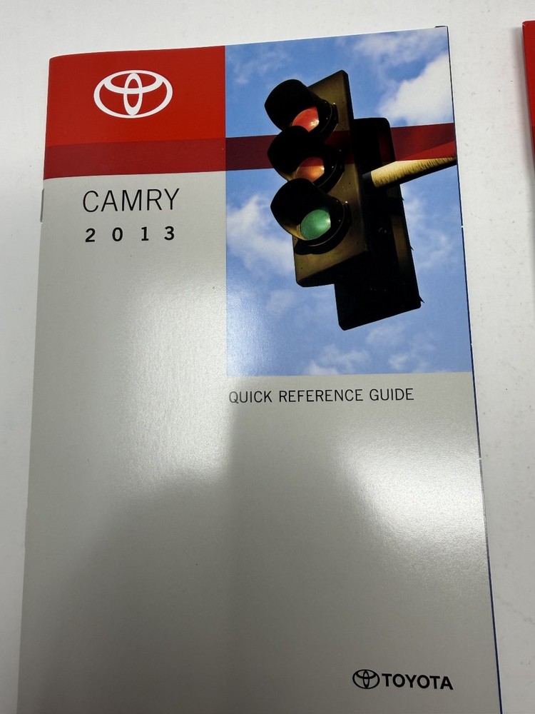 2013 Toyota Camry Owners Manual OEM Set