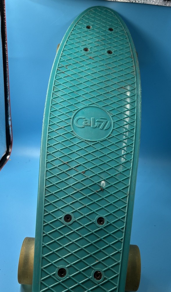 Cal 7 Complete 22" Mini Cruiser Skateboard