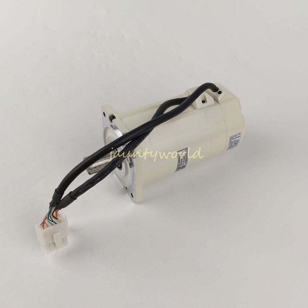 ONE Panasonic MSMA082A1G servo motor 750W NEW