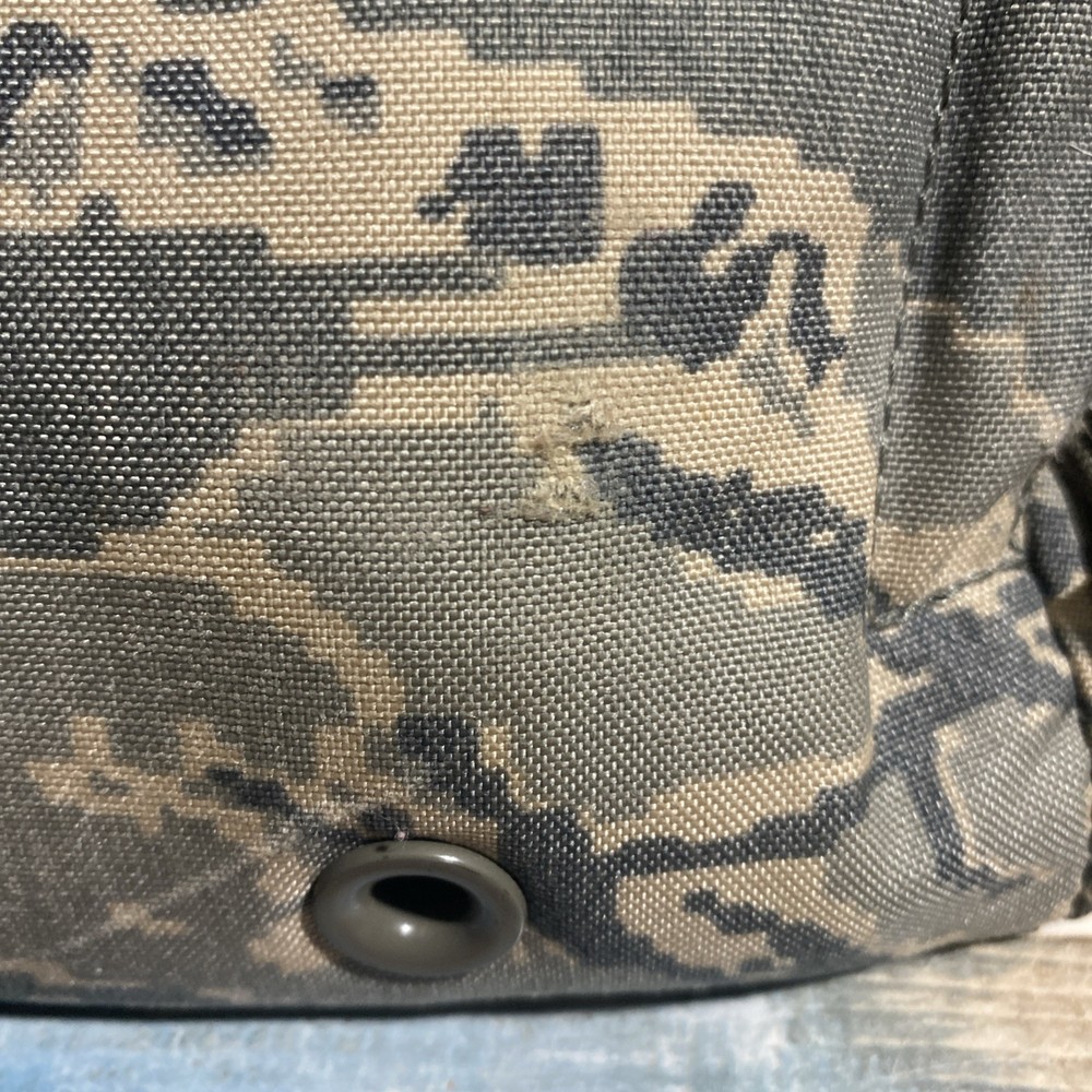 CAMELBAK Maximum Gear Lightweight Digital Camouflage Pack With Bladder