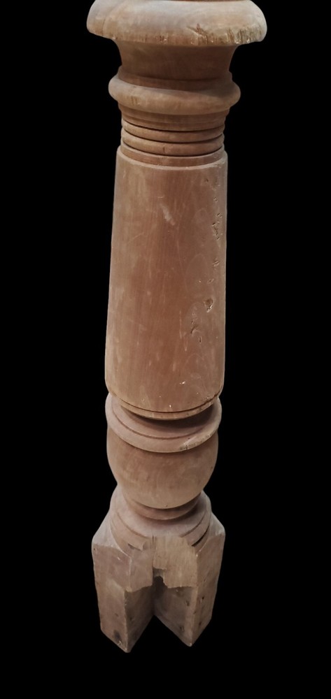 Pair Of Newel Posts *GAM0203