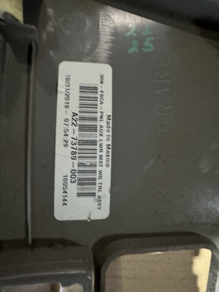 A22-73789-003 FREIGHTLINER CASCADIA 126 DASH PANEL